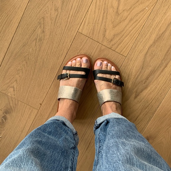 Jasper and Jeera metallic strappy sandals - Picture 2 of 2